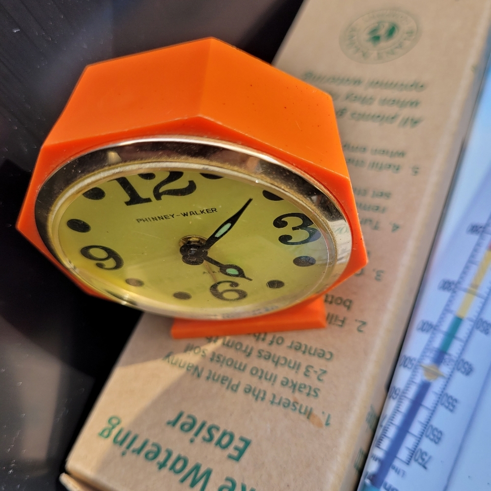 Clocks - Picture 2 of 6
